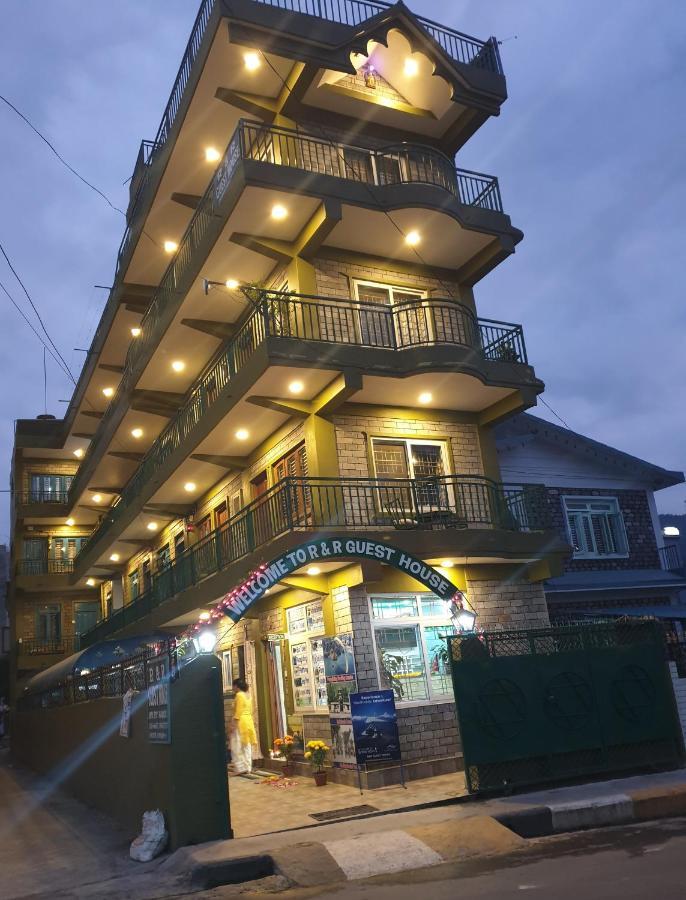 R&R Guest House Pokhara Extérieur photo