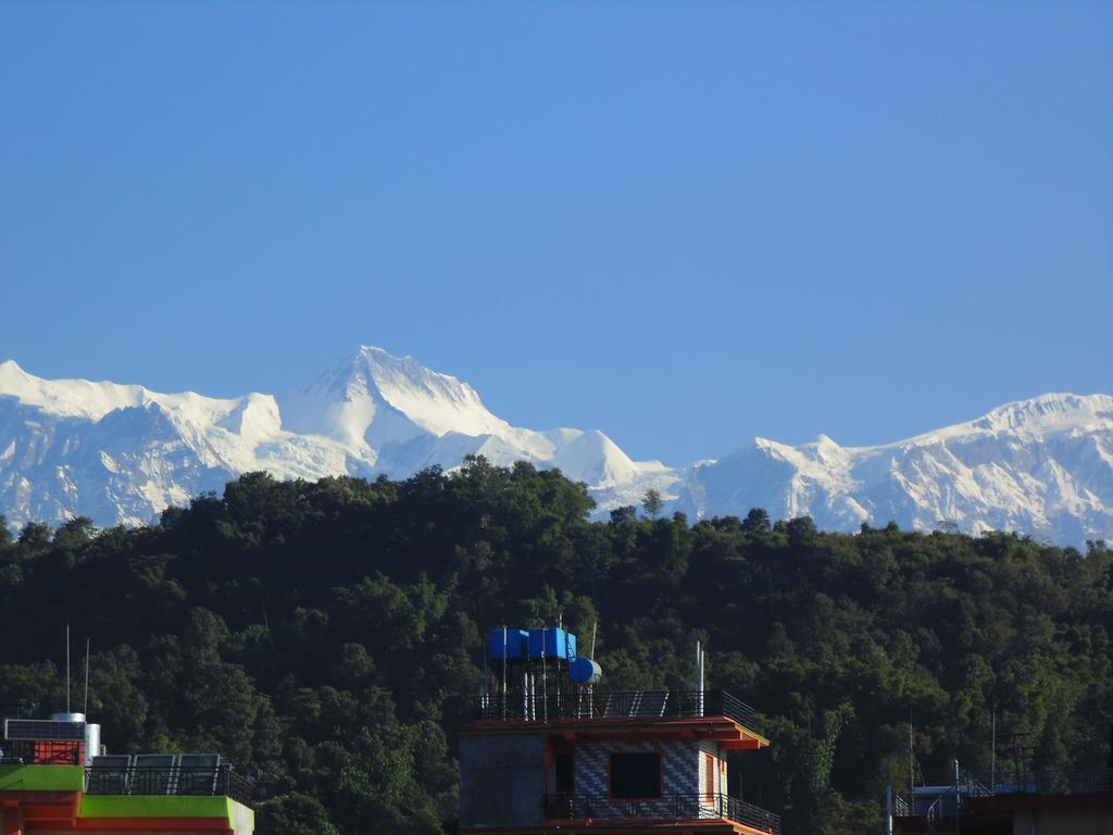 R&R Guest House Pokhara Extérieur photo